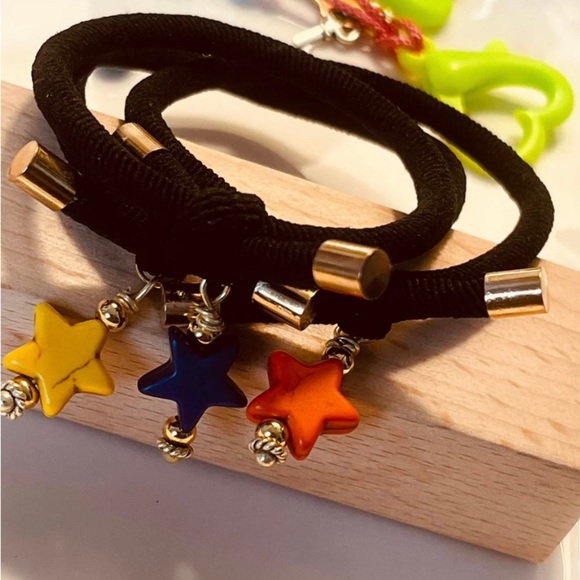 Elastic Bands - Bracelet or Hair Bands Womens Black [3] Elastic Bands Brand New - Picture 6 of 7